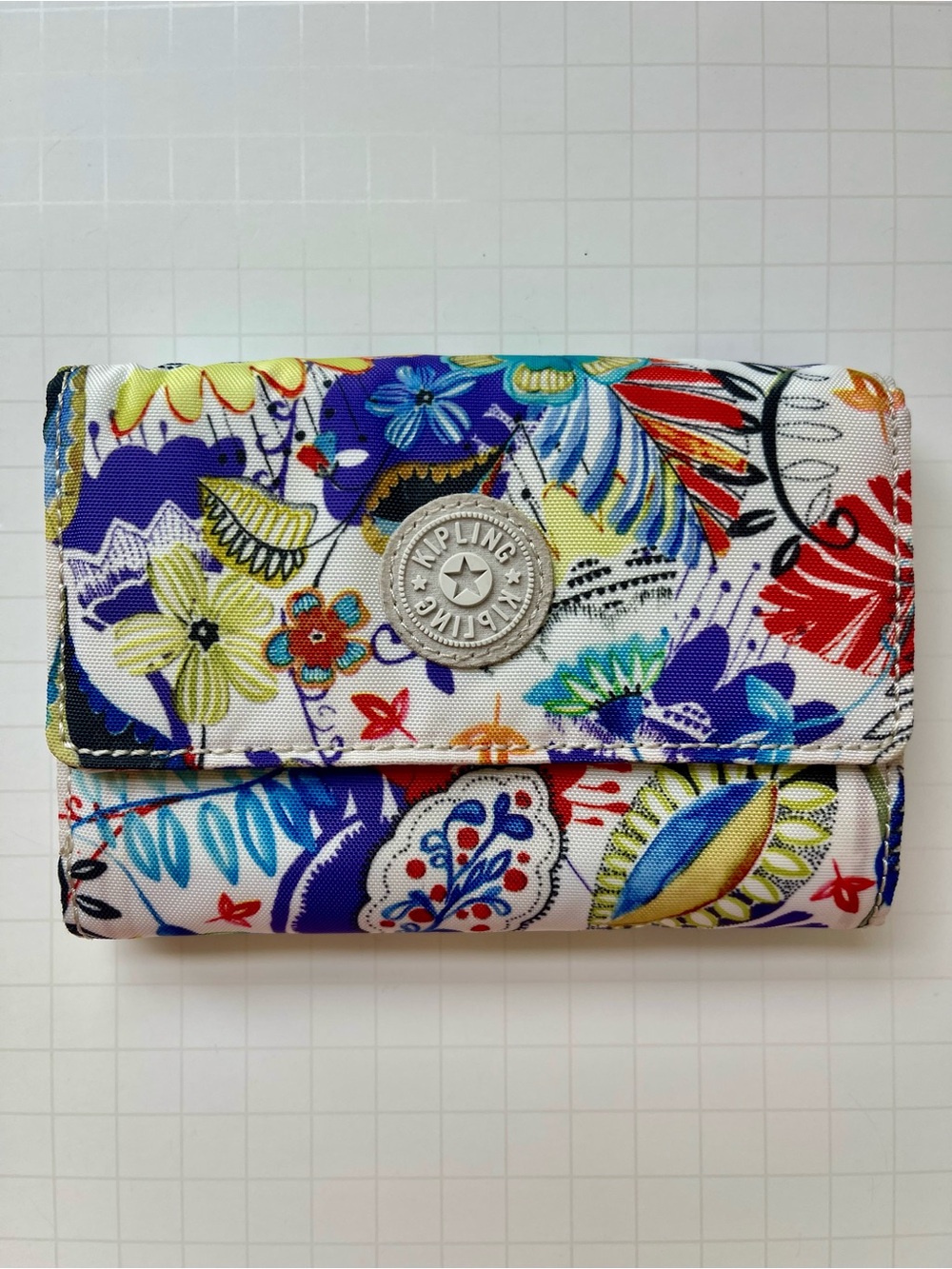 Kipling Multicolor Flower Leaves Medium Wallet
